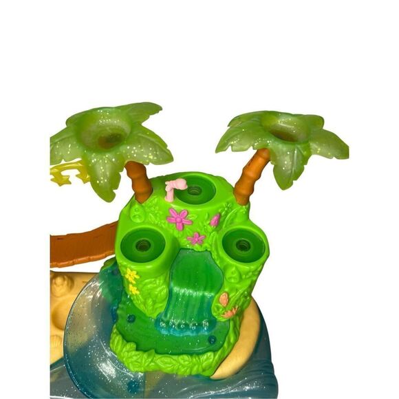 Hatchimals Colleggtibles Tropical Party Set Waterfall Tiki Stage Playset Sounds - Picture 4 of 6